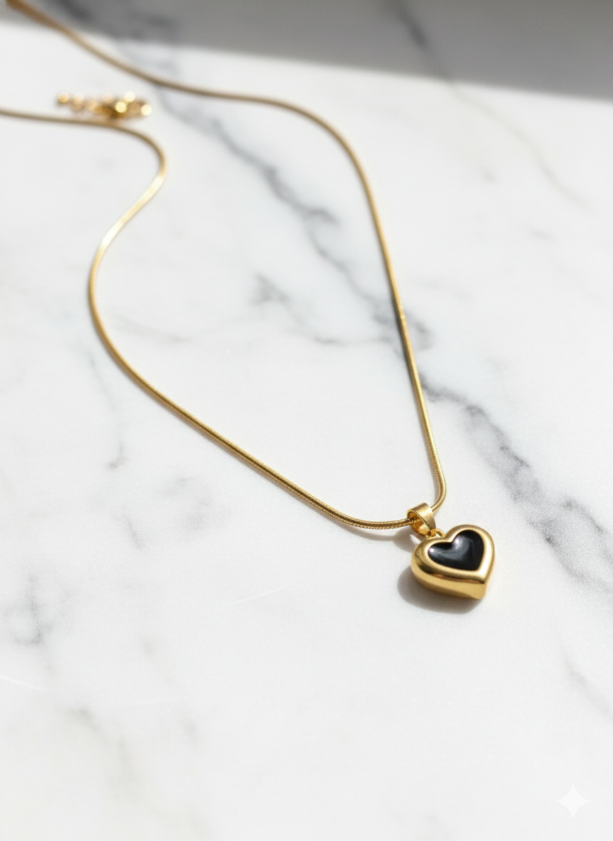Lil Heart Pendent Black